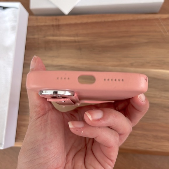 Good condition Idunnor pink leather case with strap handle - Picture 6 of 10